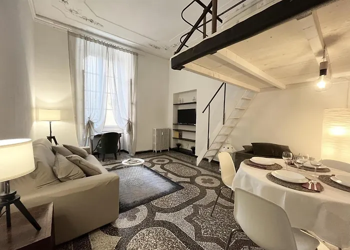 Central Apartment- Con Parcheggio Vicino